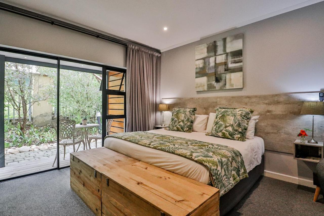 The Greens Guest House Книсна Екстер'єр фото