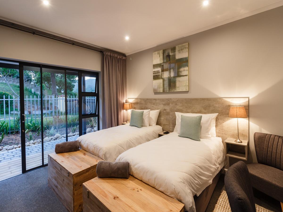 The Greens Guest House Книсна Екстер'єр фото